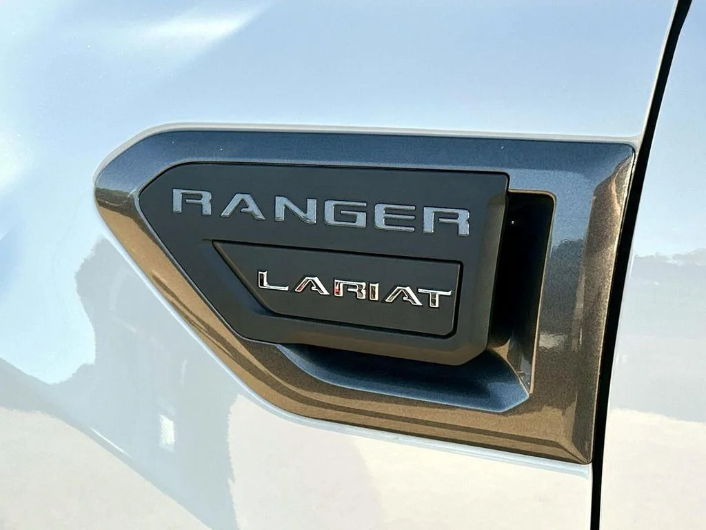 Used 2022 White Ford Lariat image 13