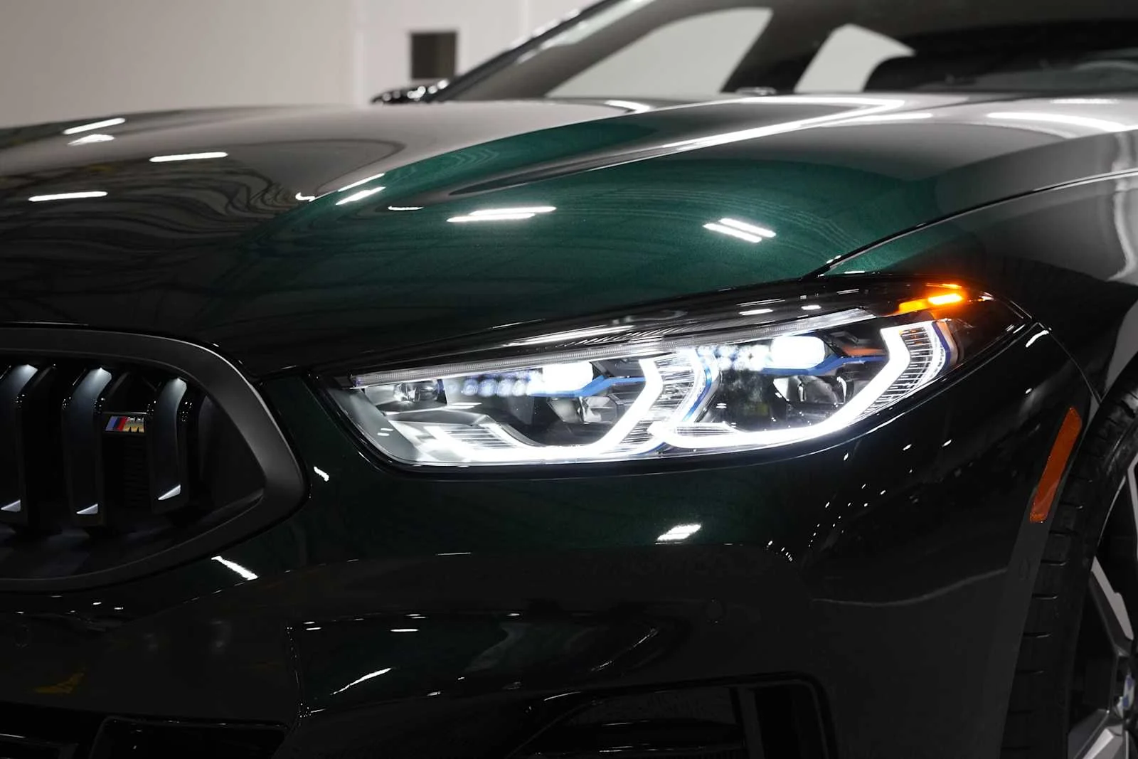 New 2026 Special Order Color BMW M850i image 6