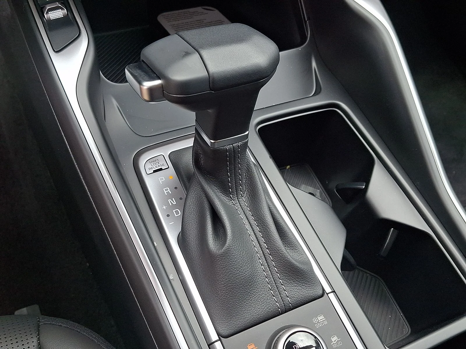 New 2026 White Kia S image 13