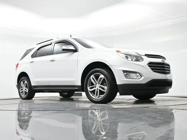 Used 2016 SUMMIT WHITE Chevrolet LTZ image 22