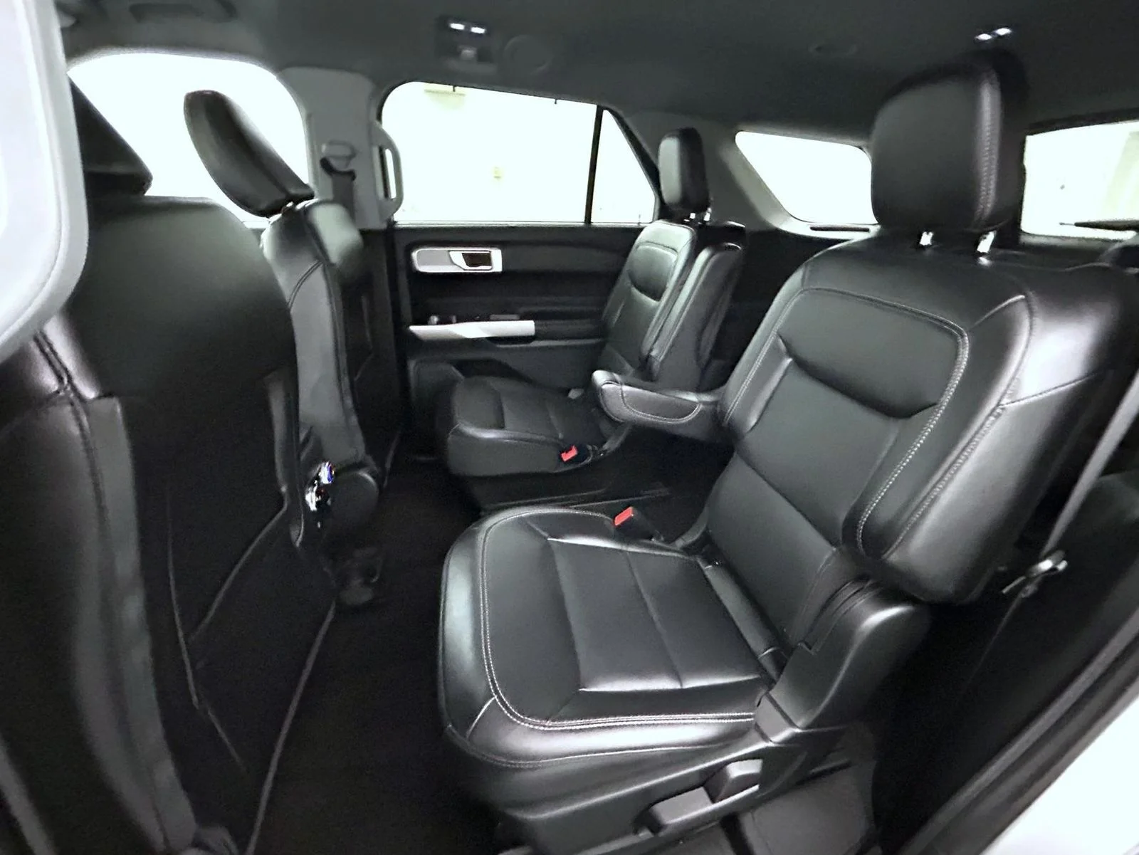 Used 2024 Silver Ford Limited image 21