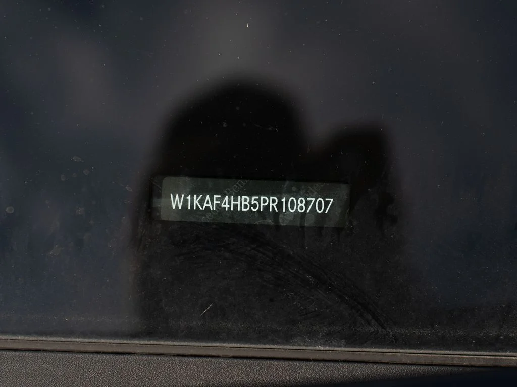 Used 2023  Mercedes-Benz C 300 image 31