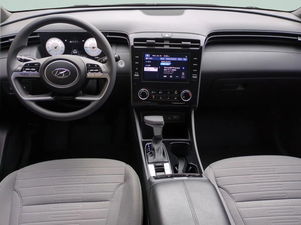 Used 2022 Hampton Gray Hyundai SEL image 14