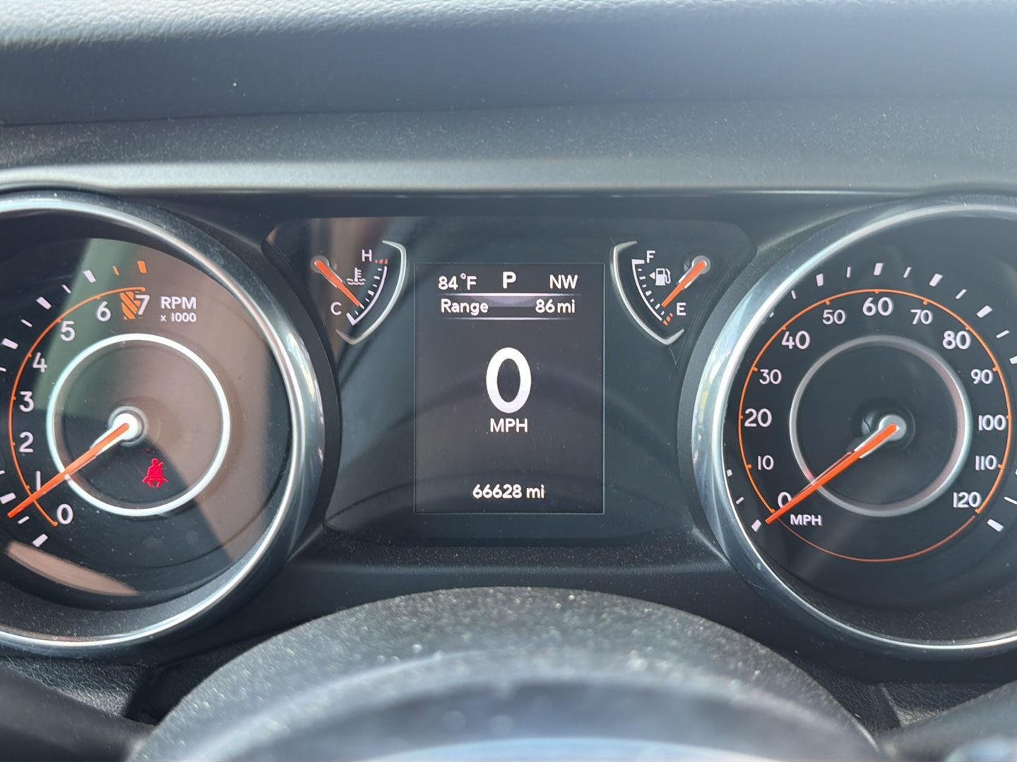 Used 2018 Granite Crystal Metallic Clearcoat Jeep Sport S image 4