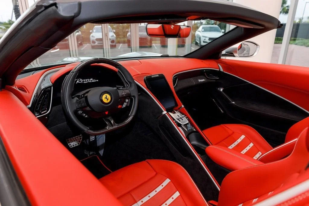 Used 2024 Sanusilver Ferrari Spider image 37