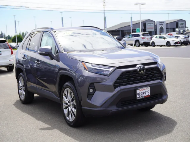 2022 Toyota RAV4 XLE Premium