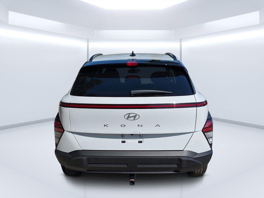 New 2026 White Hyundai SEL Sport FWD image 4