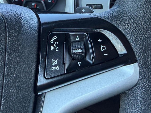 Used 2015 BLUE VELVET METALLIC Chevrolet LS image 14