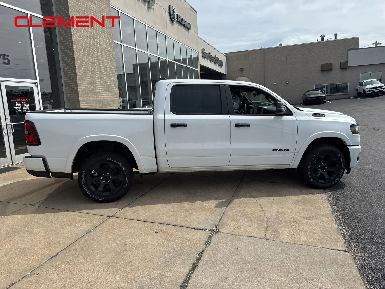 New 2026 Bright White Clear-Coat Exterior Paint RAM Big Horn/Lone Star image 12