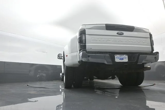 Certified Used 2020 White Metallic Ford Lariat image 38