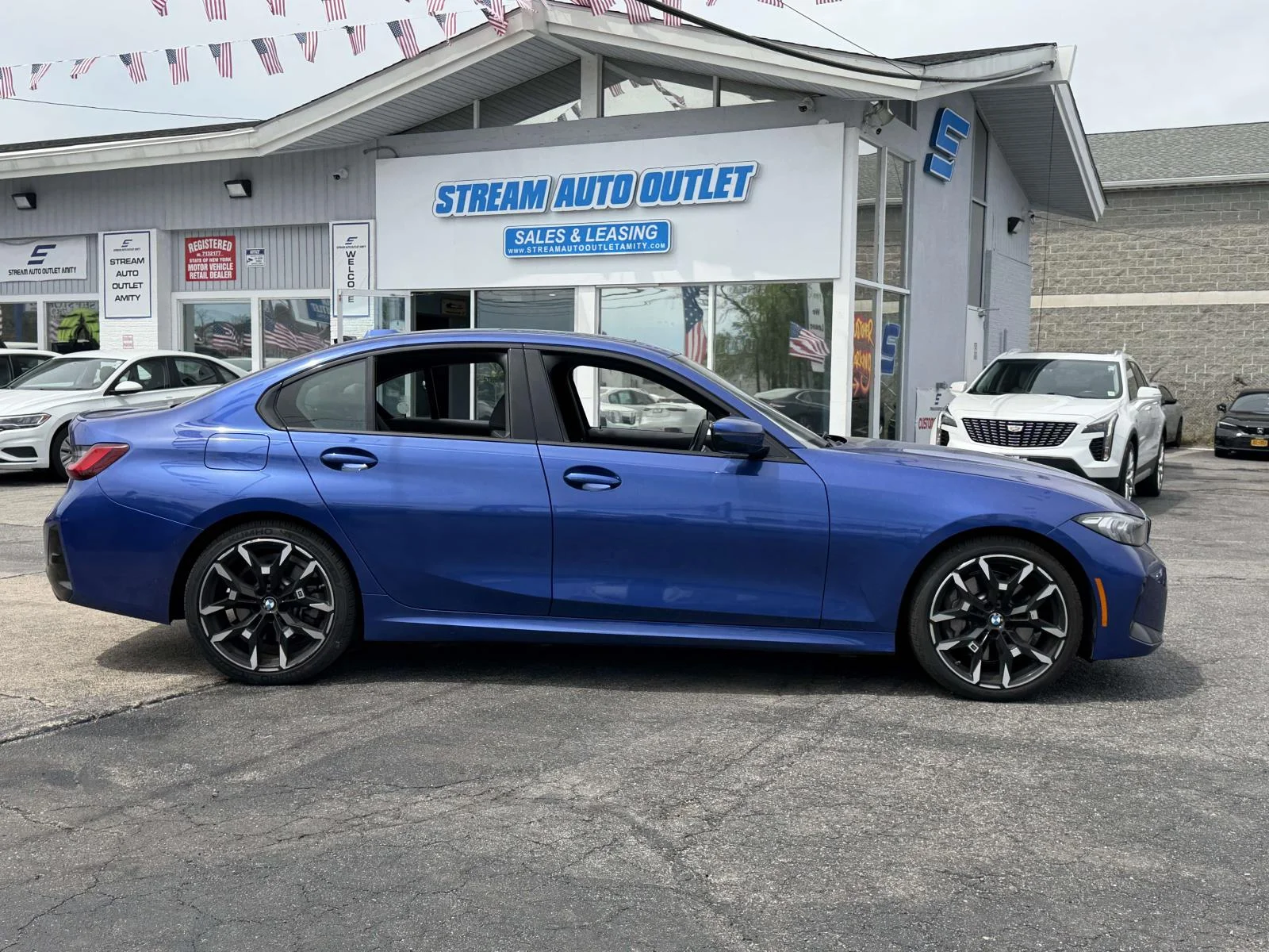 2026 BMW 3 Series 330i - Photo 8