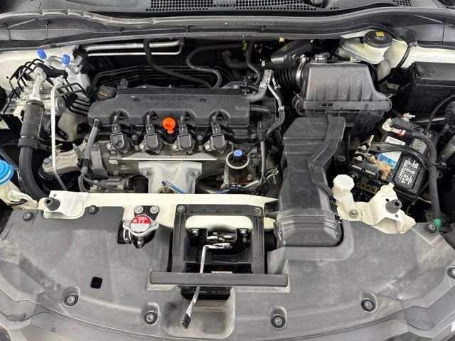 Used 2018 White Honda LX image 19