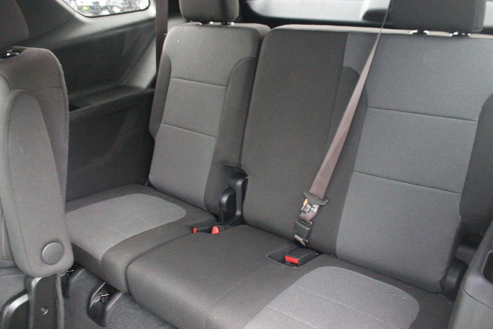 Used 2023 Mosaic Black Metallic Chevrolet LT Cloth image 32