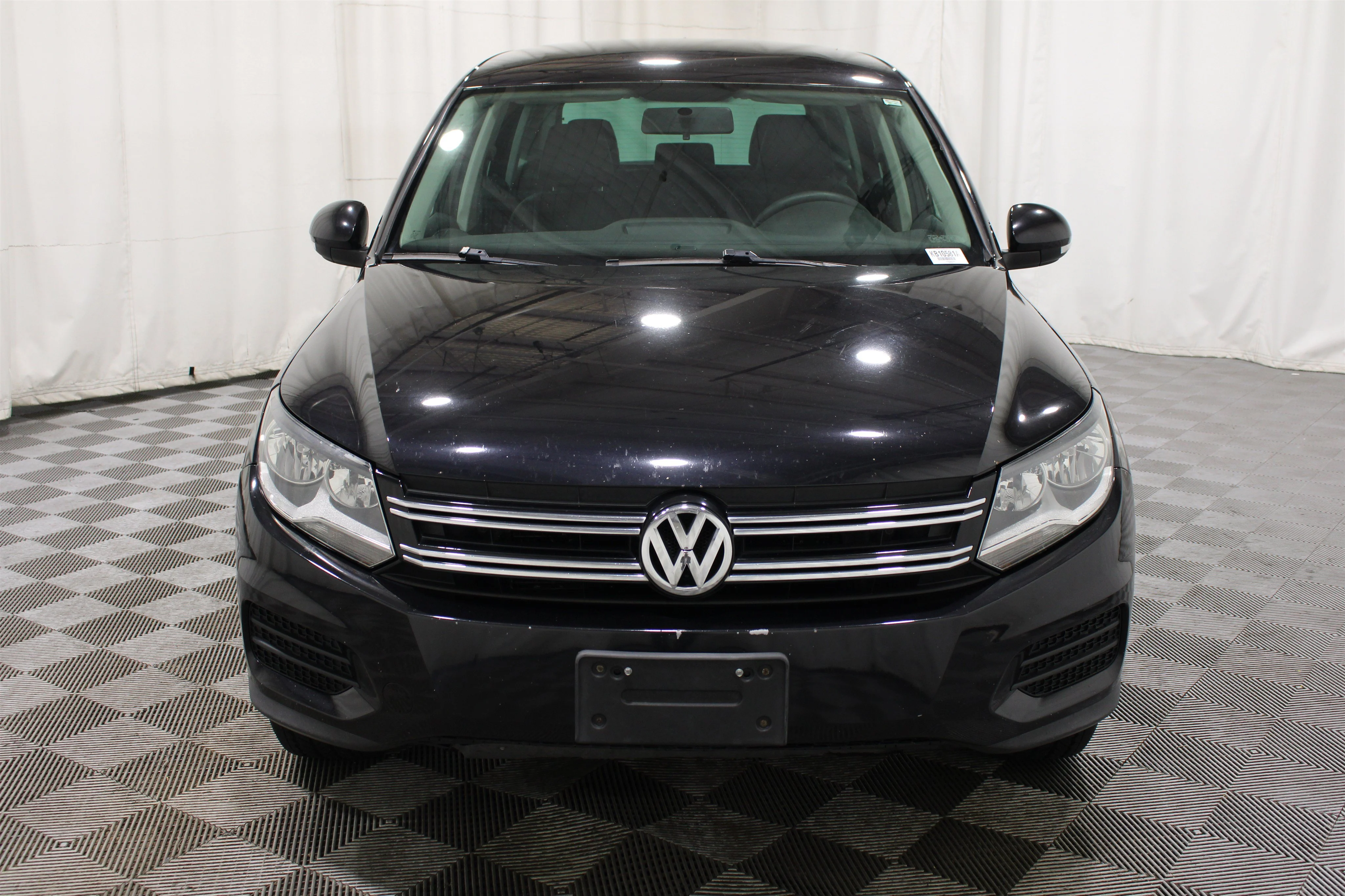 2014 Volkswagen Tiguan SE - Photo 29