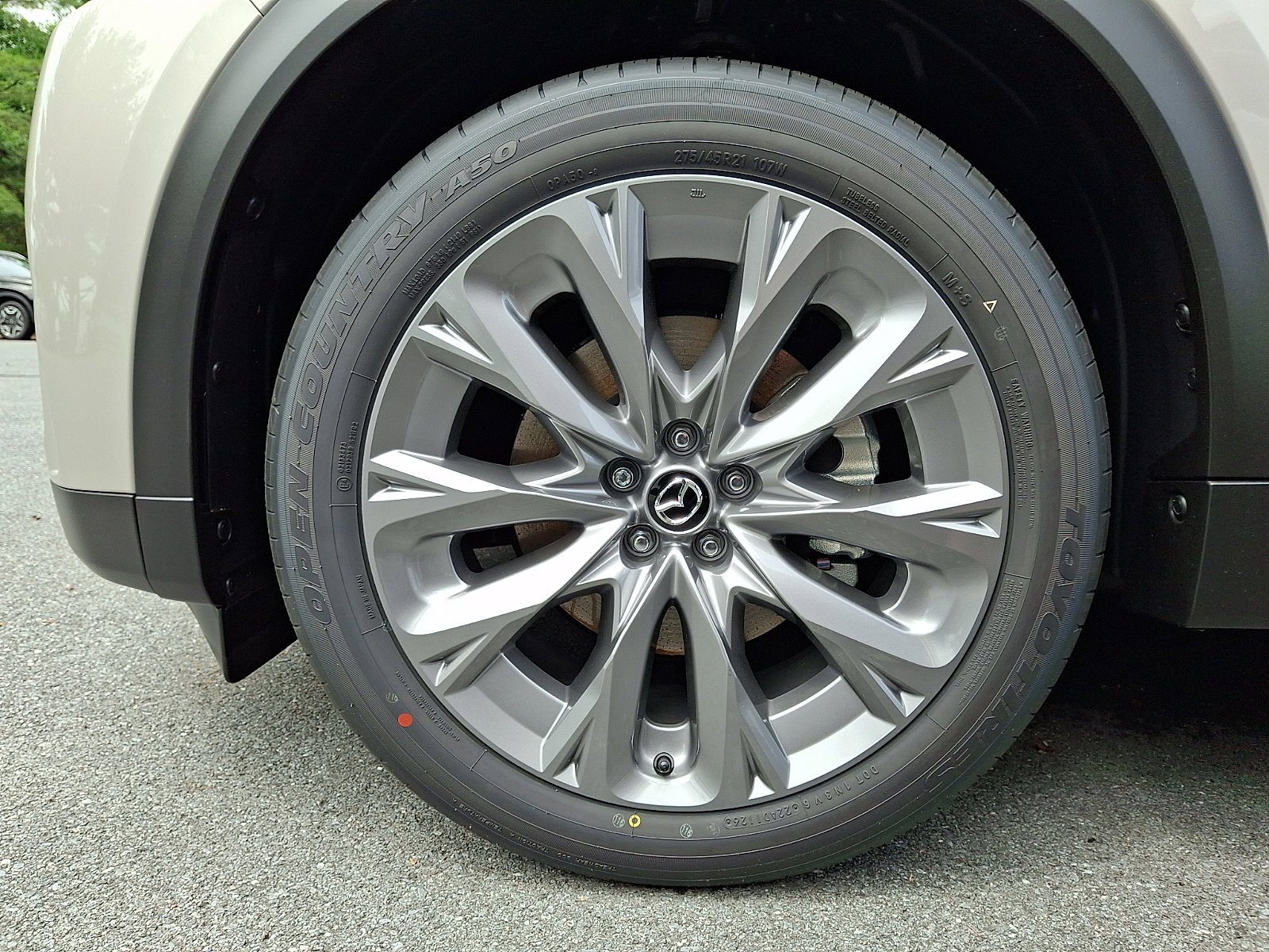 New 2026 Platinum Quartz Metallic Mazda Preferred image 4