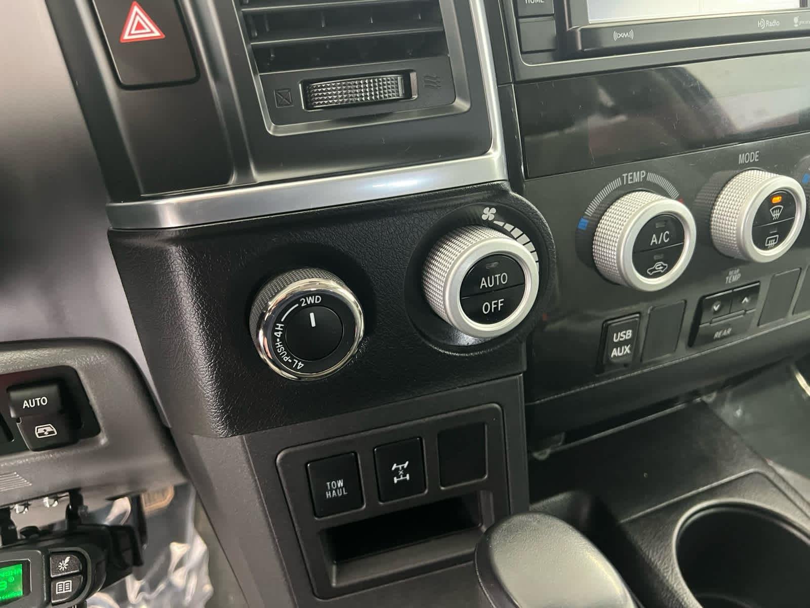 Used 2018 Super White Toyota SR5 image 19