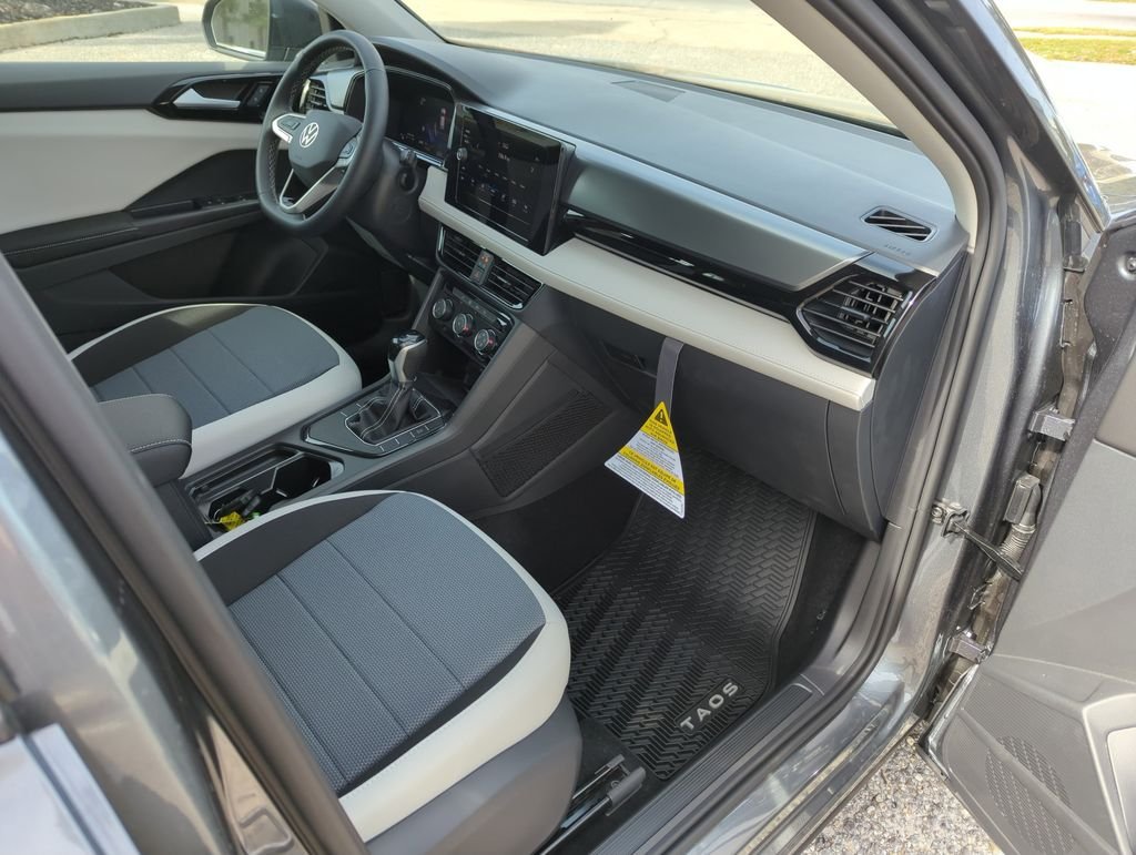 New 2026 Gray Volkswagen 1.5T S image 33
