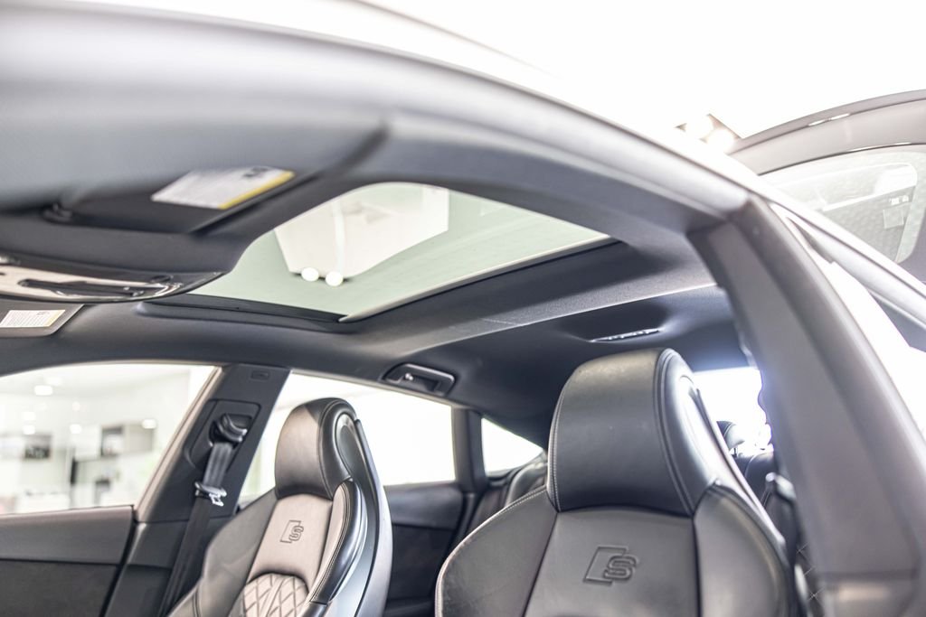 Used 2018 Black Audi 3.0T Prestige image 19