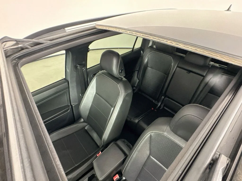 Used 2021 Platinum Gray Metallic Volkswagen 2.0T SE R-Line Black image 26