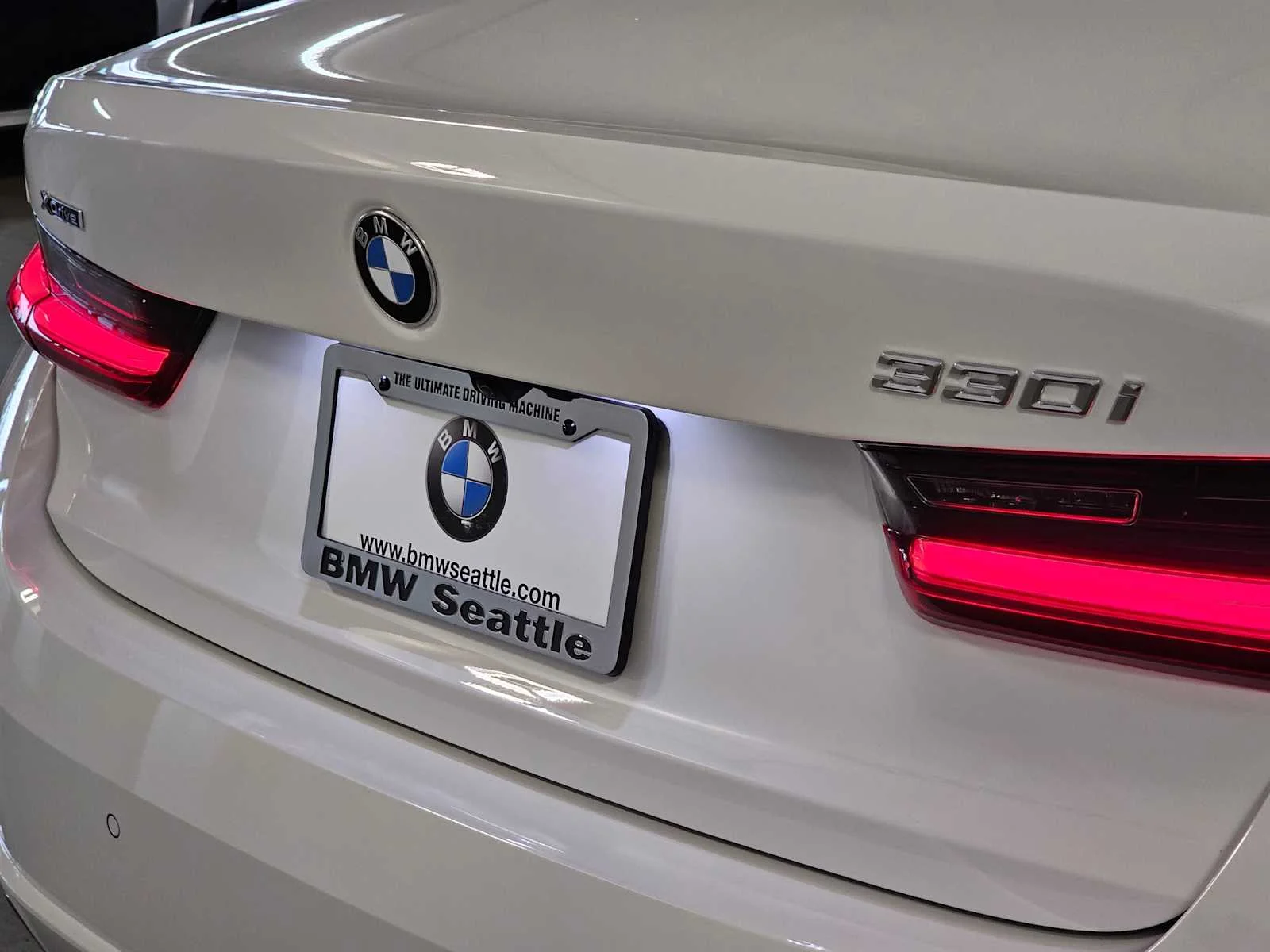 New 2026 Alpine White BMW NA xDrive image 7