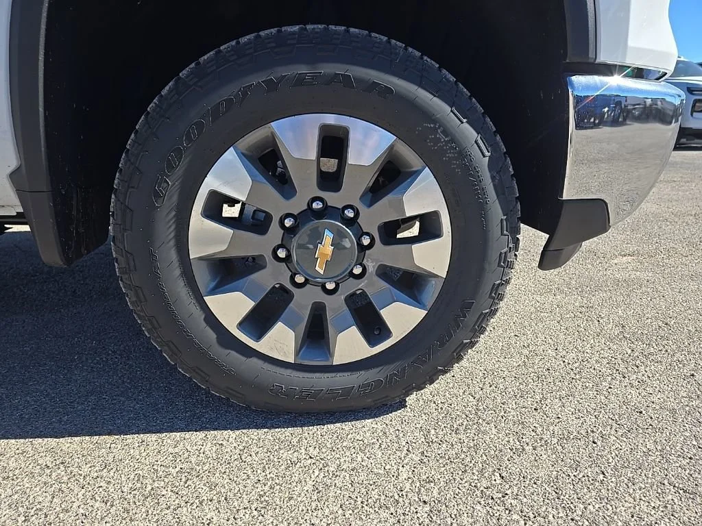 2026 Chevrolet Silverado 2500 HD LT - Photo 8