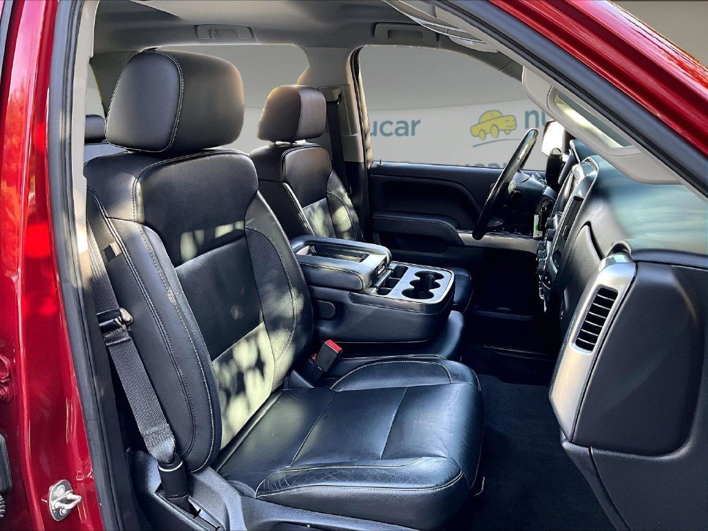 Used 2018 Red Chevrolet LT image 11