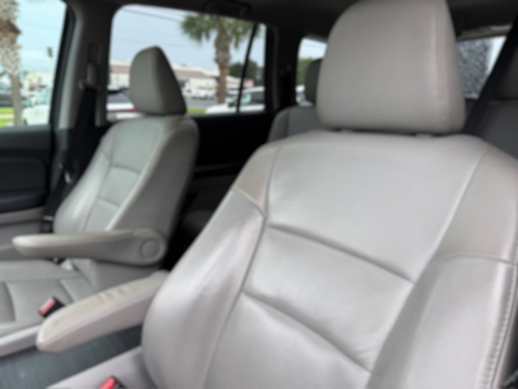 Used 2016 BLACK Honda EX-L w/Navi image 7