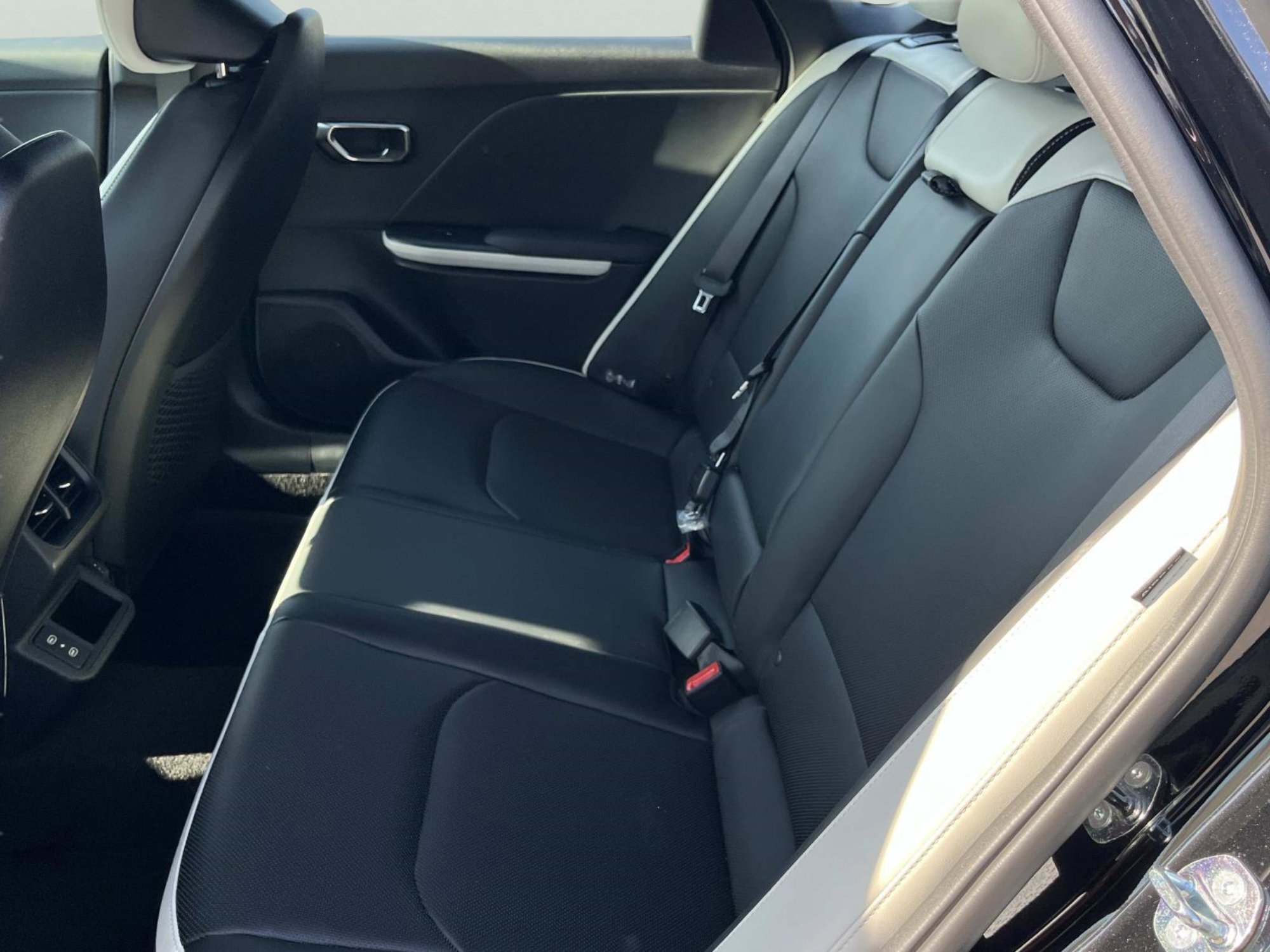 New 2026 Aurora Black Pearl Kia GT-Line Turbo image 20
