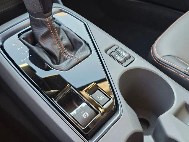 New 2026 SAND DUNE PEARL Subaru Limited Hybrid image 36