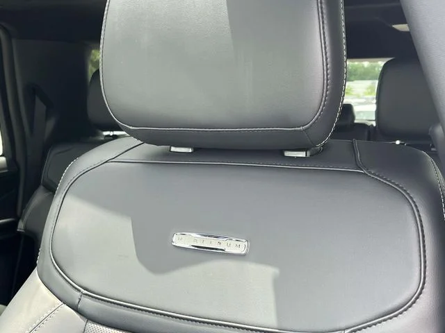 New 2027 Star White Metallic Tri-Coat Ford MAX Platinum image 17