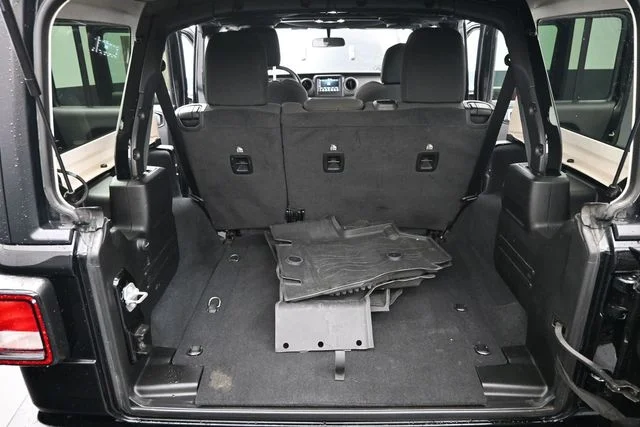 Used 2022 Black Clearcoat Jeep Unlimited Willys image 19