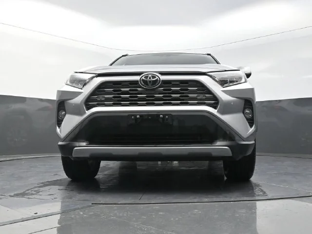 Used 2021 Silver Toyota Limited image 32