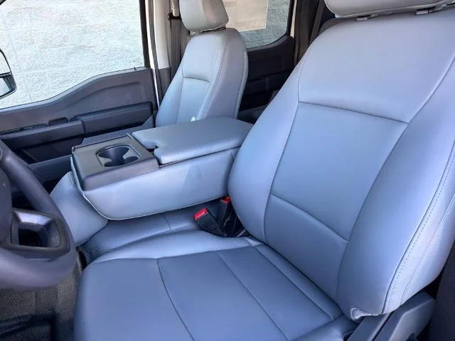New 2027 Oxford White Ford F-350® XL image 37