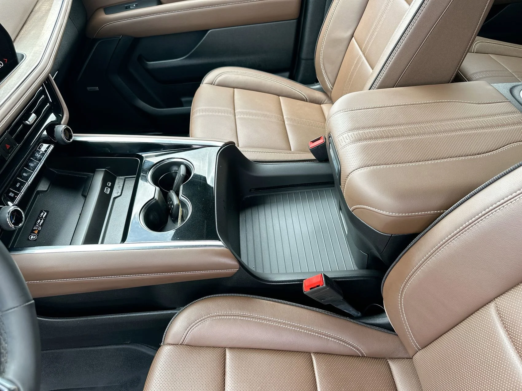 2025 Chevrolet Tahoe High Country - Photo 20