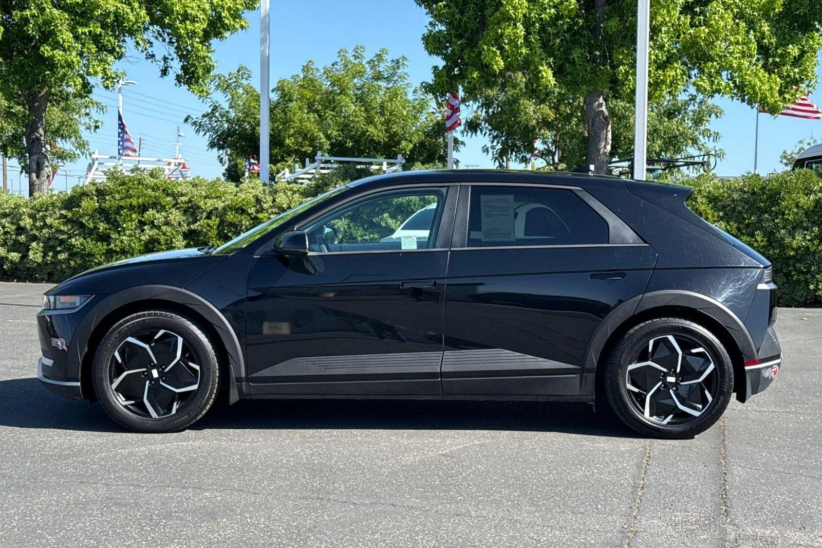 Used 2024 Abyss Black Hyundai SEL image 7