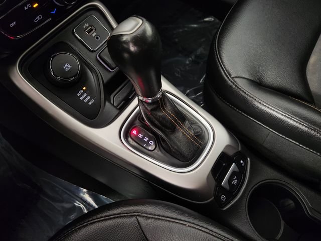 Used 2017 Red Jeep Latitude image 31