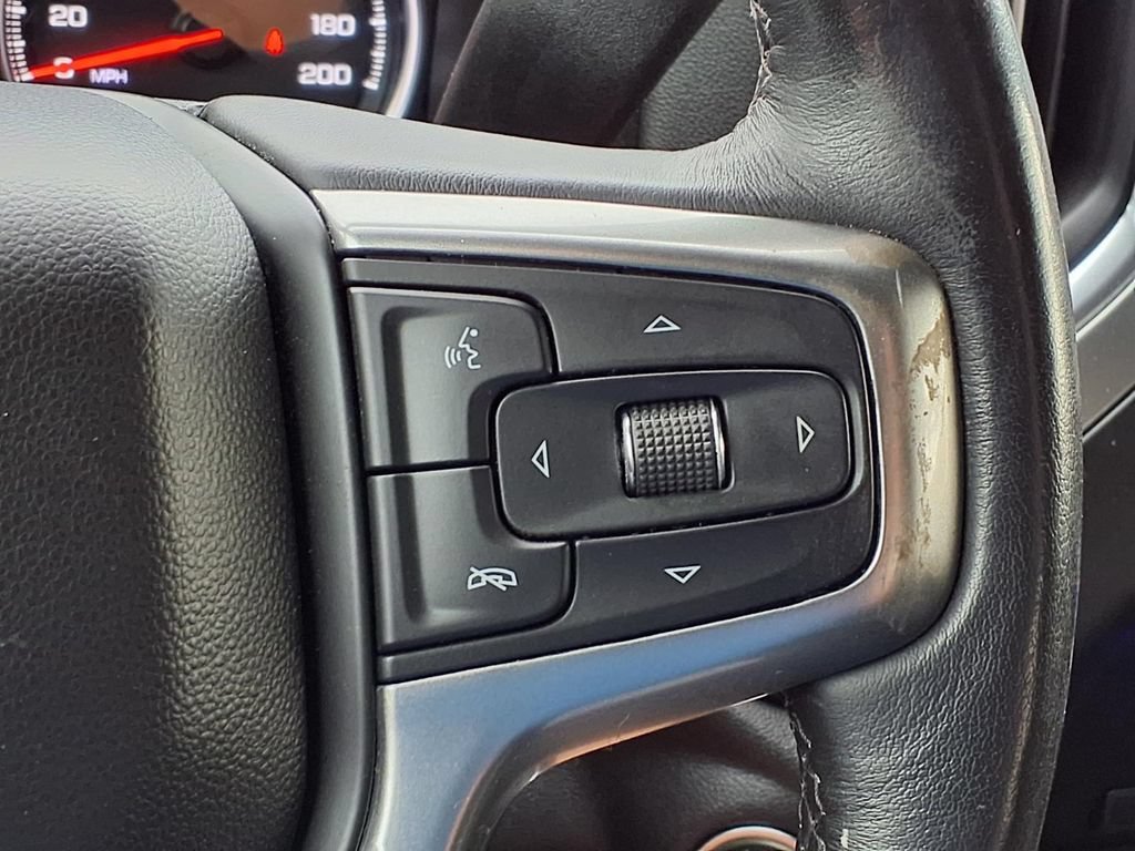 Used 2021 Red Chevrolet LT Trail Boss image 27