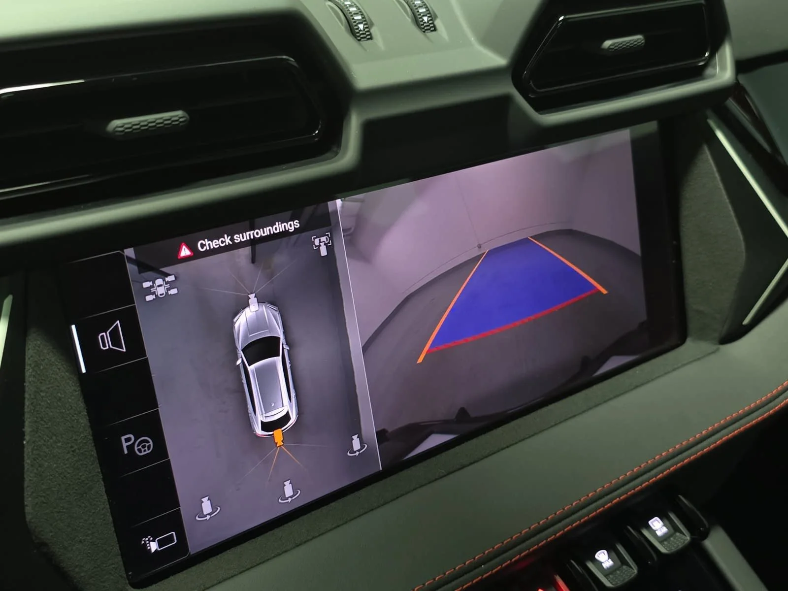 Used 2025 Grigio Keres Metallic Lamborghini SE image 18