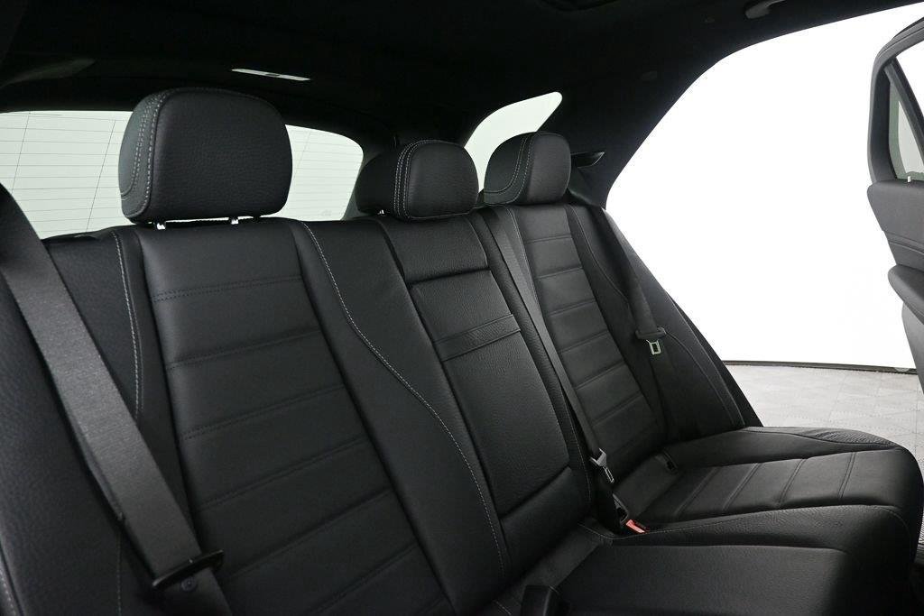New 2026 MANUFAKTUR Moonlight White Metallic Mercedes-Benz GLE 350 image 22