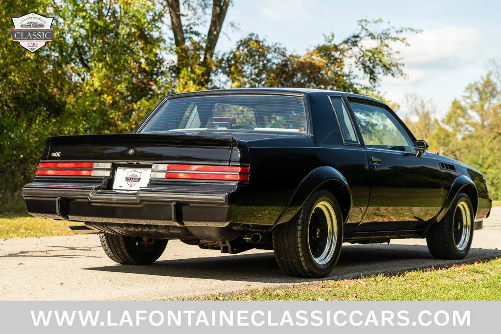 Used 1987 Black Buick GNX image 27