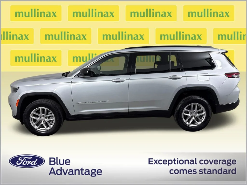 Certified Used 2025 Silver Jeep Laredo image 10