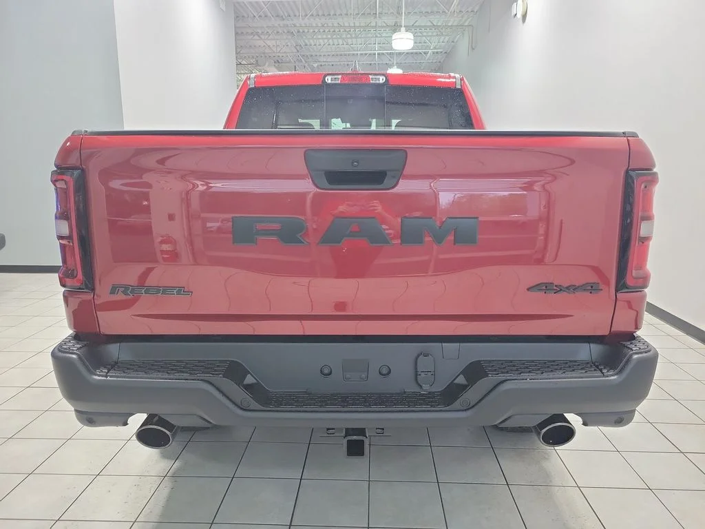 New 2026 Molten Red Pearl-Coat Exterior Paint RAM Rebel image 5
