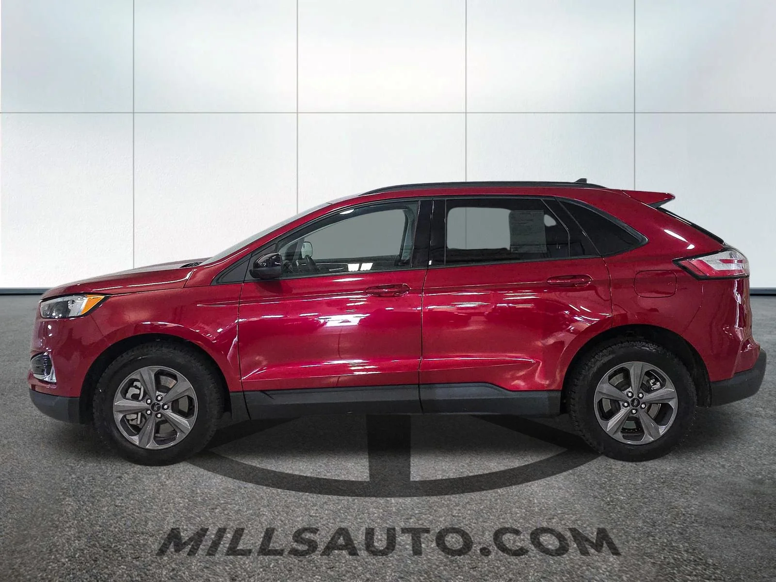 Used 2023 Red Ford SEL image 3