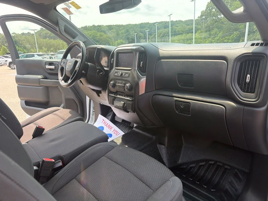 Certified Used 2025 Summit White Chevrolet WT image 29
