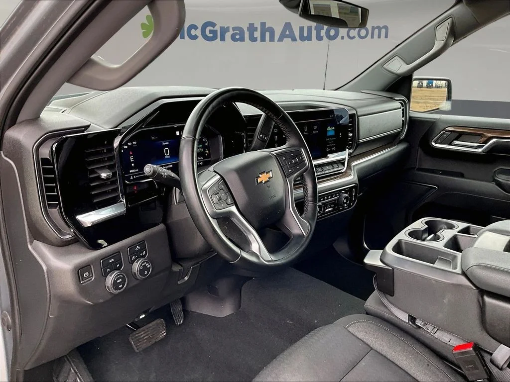 Used 2023 Gray Chevrolet LT image 20