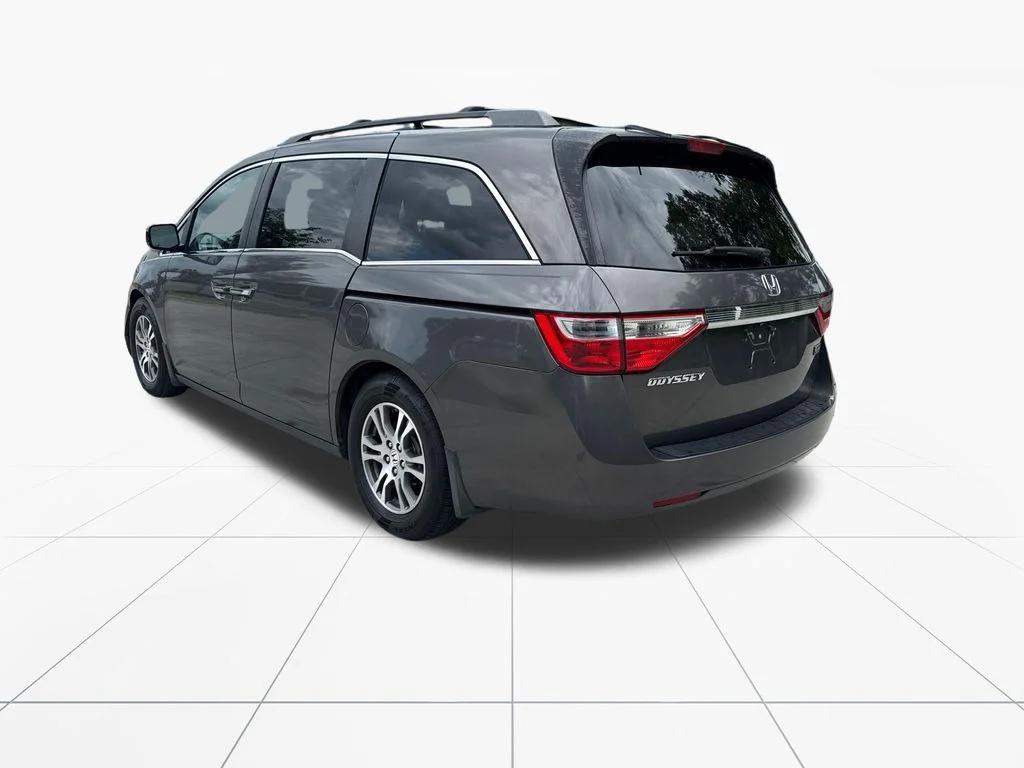 Used 2013 Alabaster Silver Metallic Honda EX-L image 6