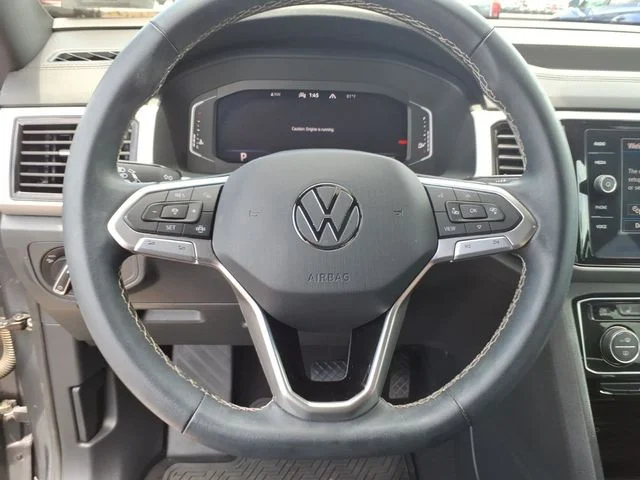 Used 2023 Gray Volkswagen 2.0T SE w/Technology image 19