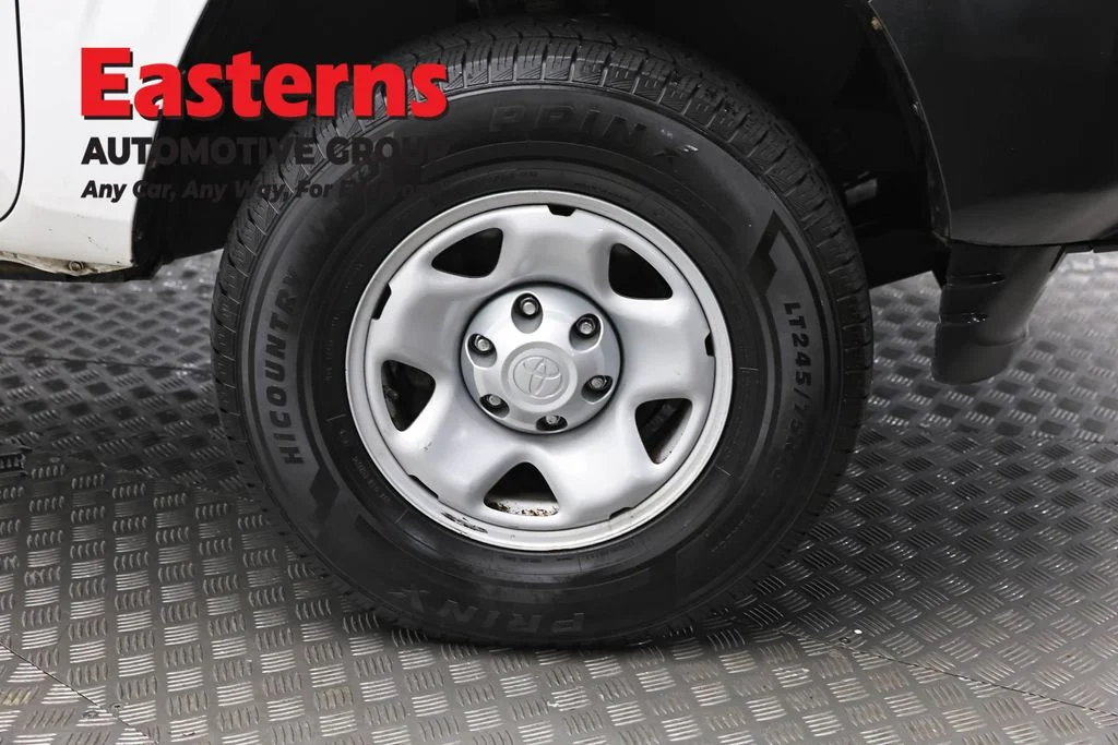 Used 2019 White Toyota SR image 30