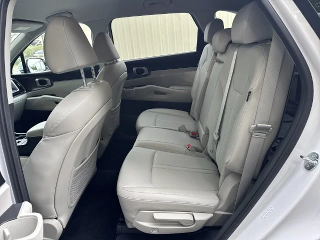 Used 2025 White Kia S image 15