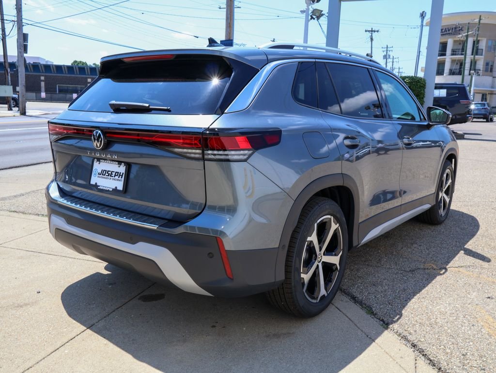 New 2026 Silver Volkswagen 2.0T SE image 5